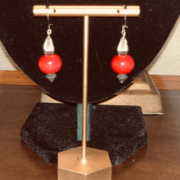 Vintage Wooden Beads with Silver Spacers - Picture 3 of 8